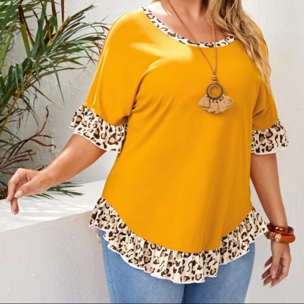 EMERY ROSE Plus Contrast Panel Ruffle Hem Tee - Picture 5 of 7